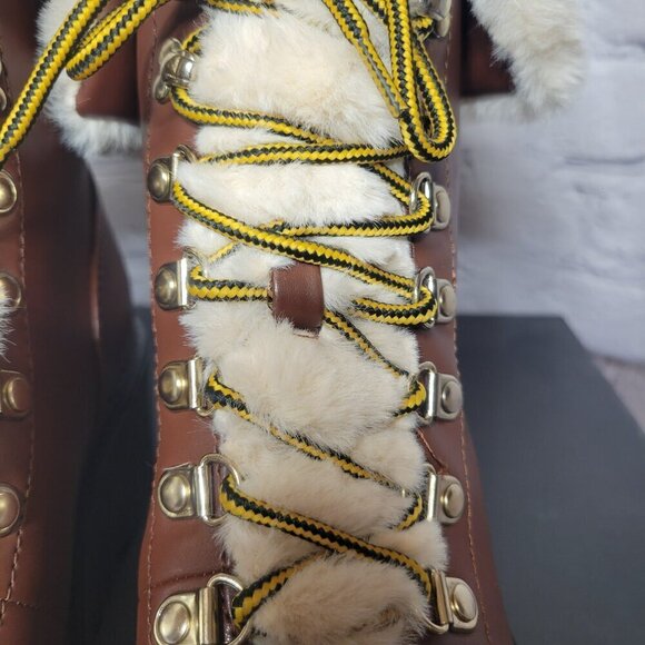 Hannia Womens Padded Insole Lace up Booties - Picture 7 of 10